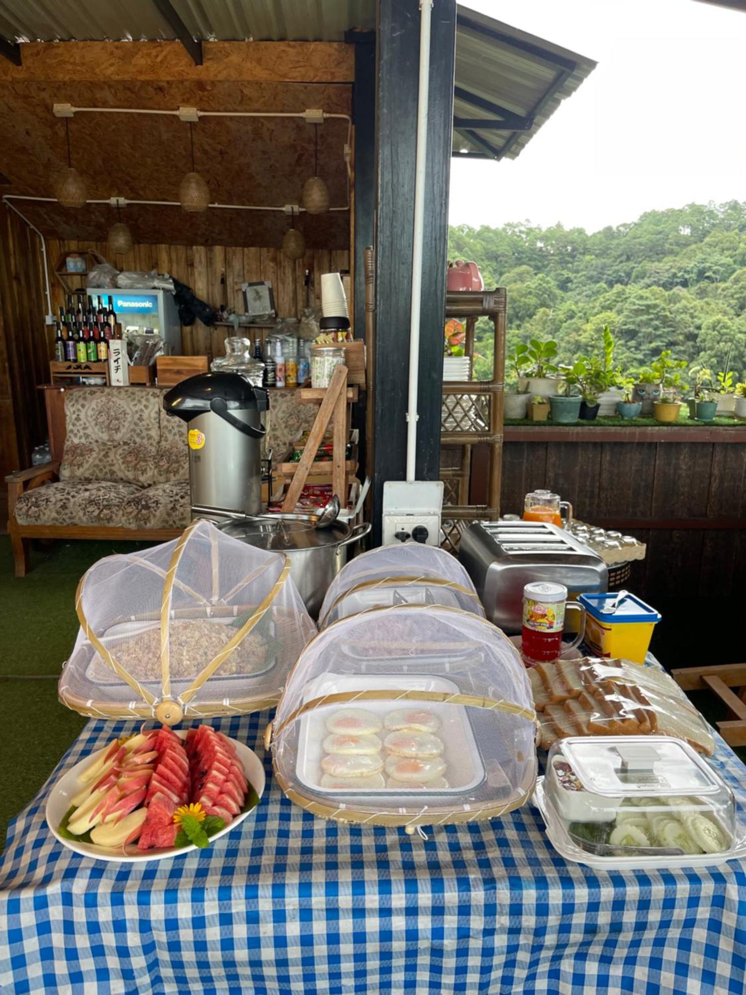 Phu Morinn Camping ม่อนแจ่ม Mon Jam Bagian luar foto